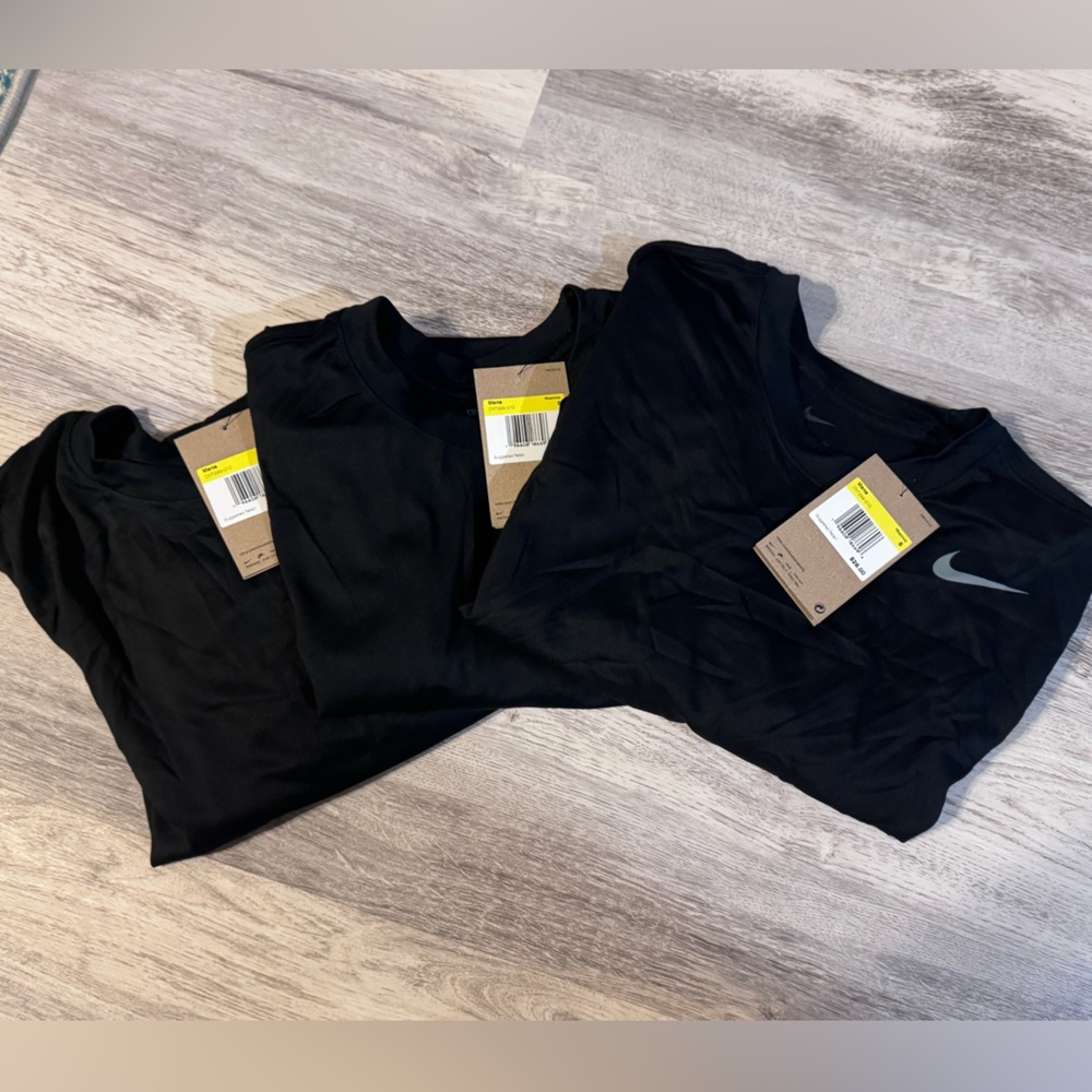 Nike Black Short Sleeve Dri-FIT Crew Shirt *3 shirt bundle* - Picture 6 of 6